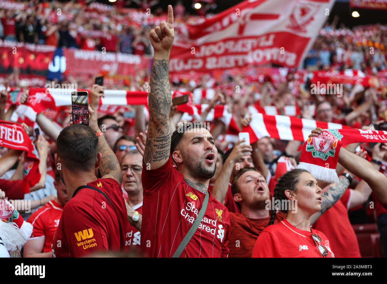 MADRID, ESPAGNE - 01 juin 2019 : Liverpools fans en photo lors de la finale de la finale de la Ligue des Champions 2019-2020. Banque D'Images