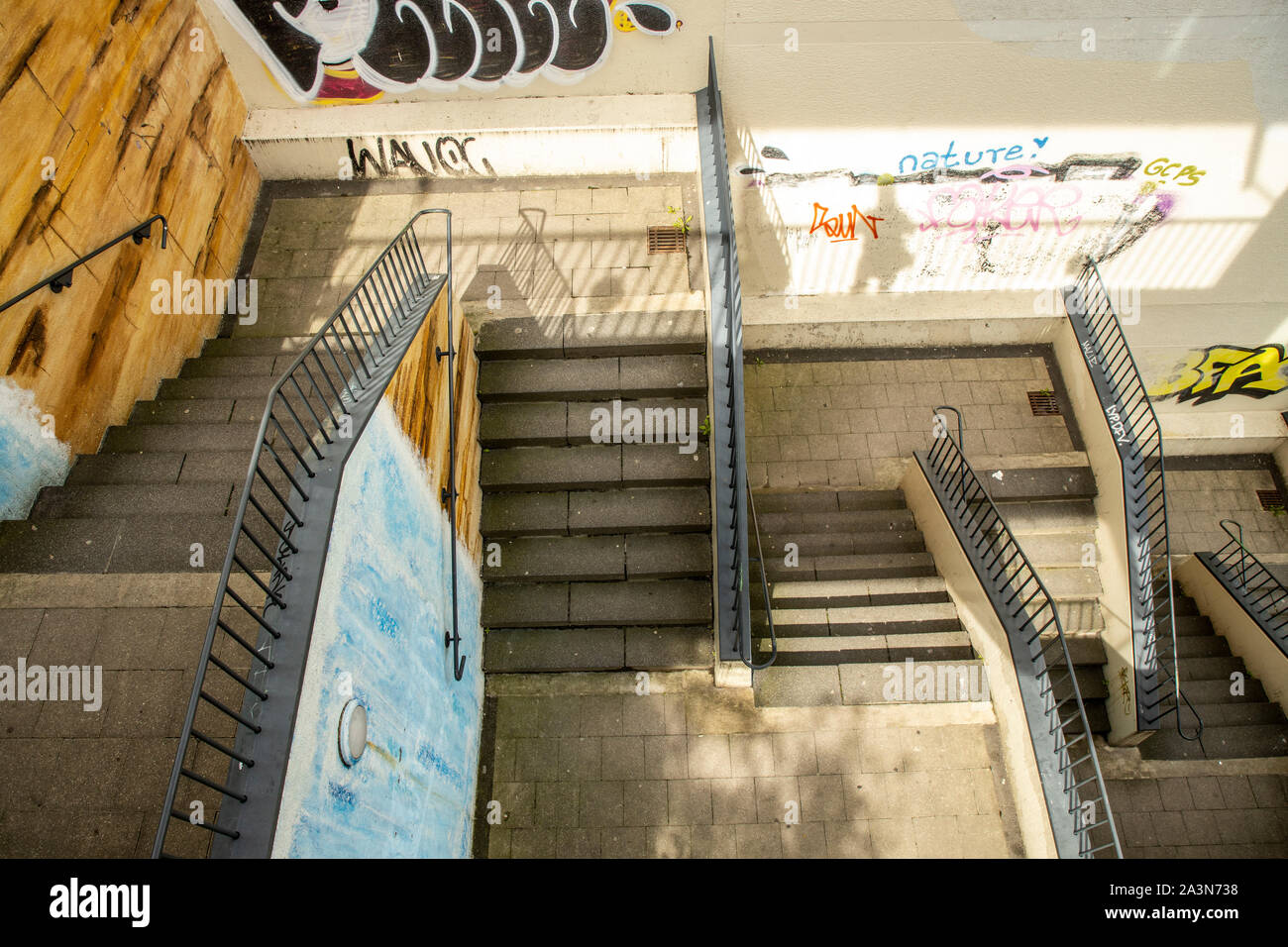 Escaliers, garde-corps, haut, bas, Banque D'Images