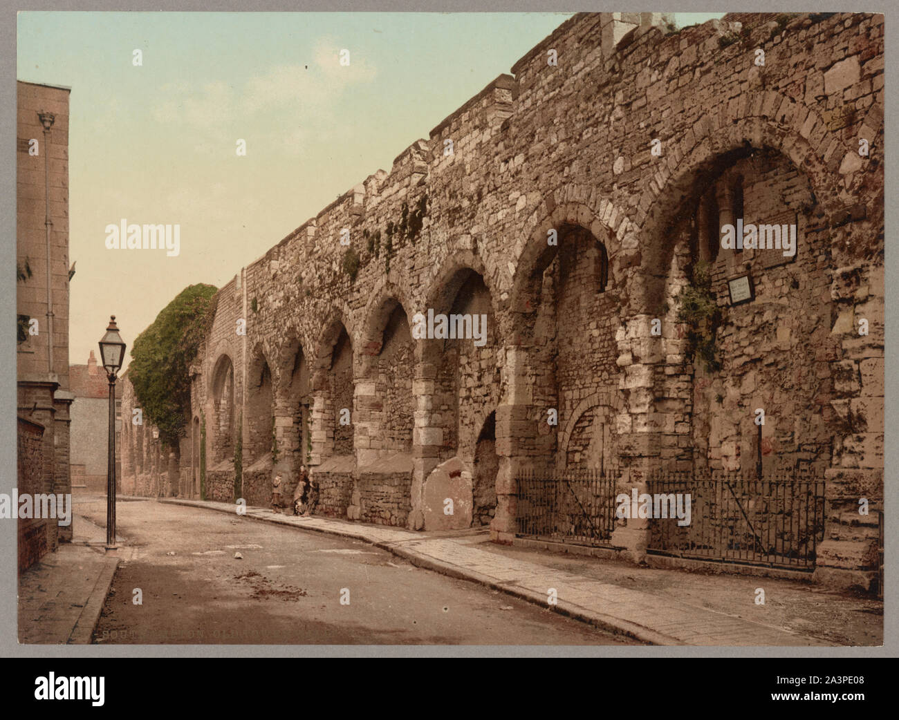 Southampton. Vieux Mur de la tour Banque D'Images