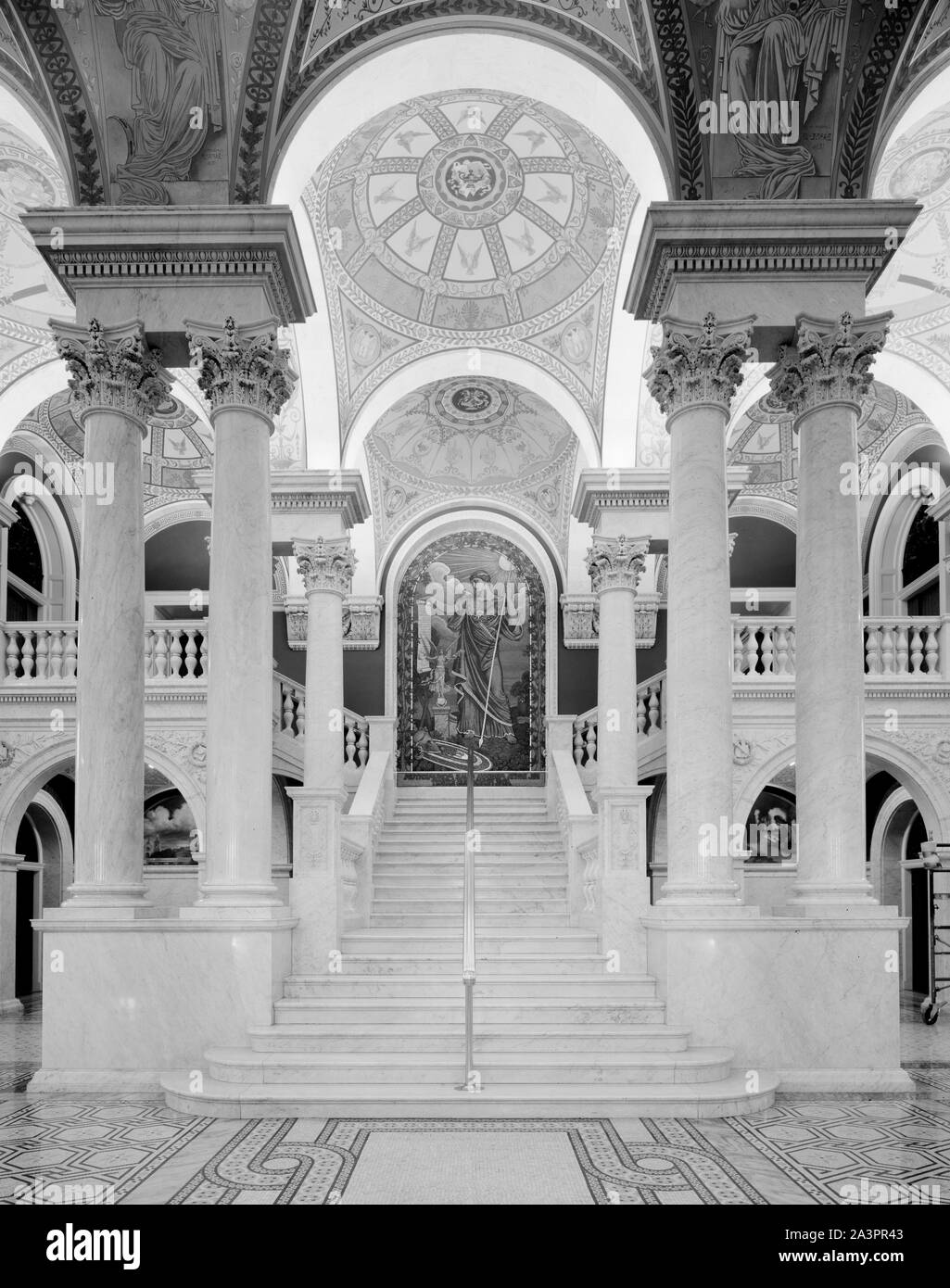 Dans la grande salle de l'escalier] Bibliothèque du Congrès américain Thomas Jefferson Building, Washington, D.C Banque D'Images