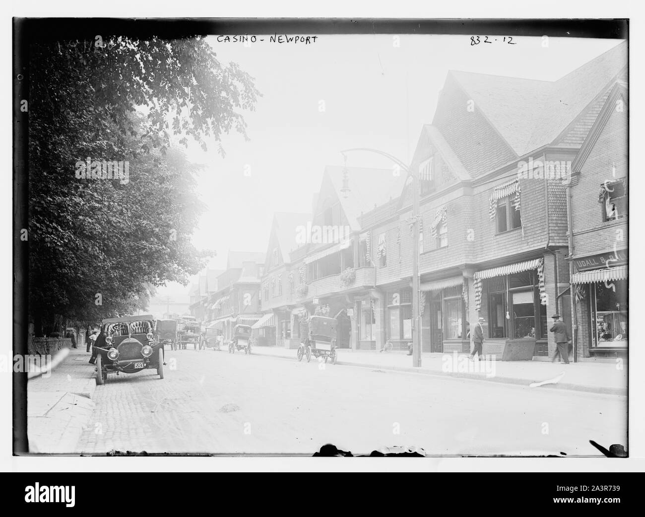 Street, montrant casino, Newport Banque D'Images
