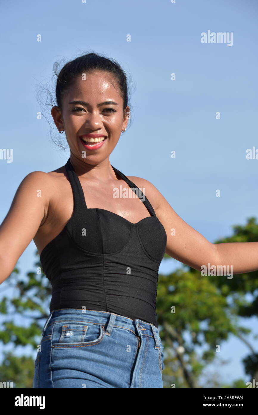 Un adulte de sexe féminin et le bonheur Banque D'Images