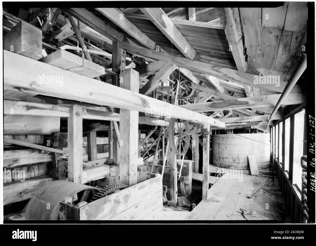 Réservoir de CONCENTRÉ DE TABLE - la Kennecott Copper Corporation, sur la rivière de cuivre et le nord-ouest de Railroad, Kennicott, Recensement de Valdez-Cordova Zone, AK Banque D'Images