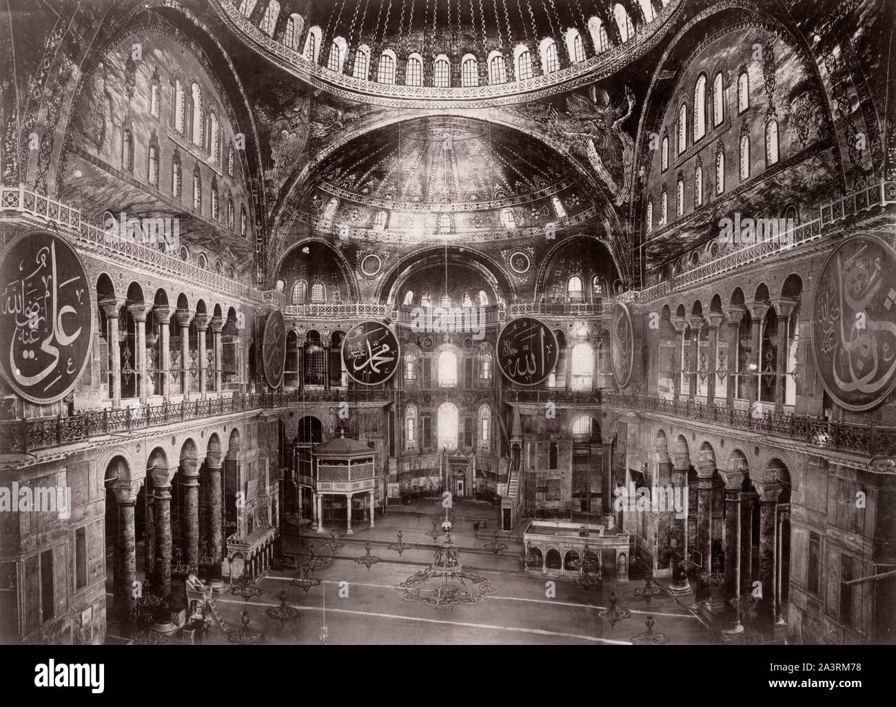 Intérieur de la mosquée Ayasofya, anciennement l'église de Sainte-sophie, Istanbul. Banque D'Images