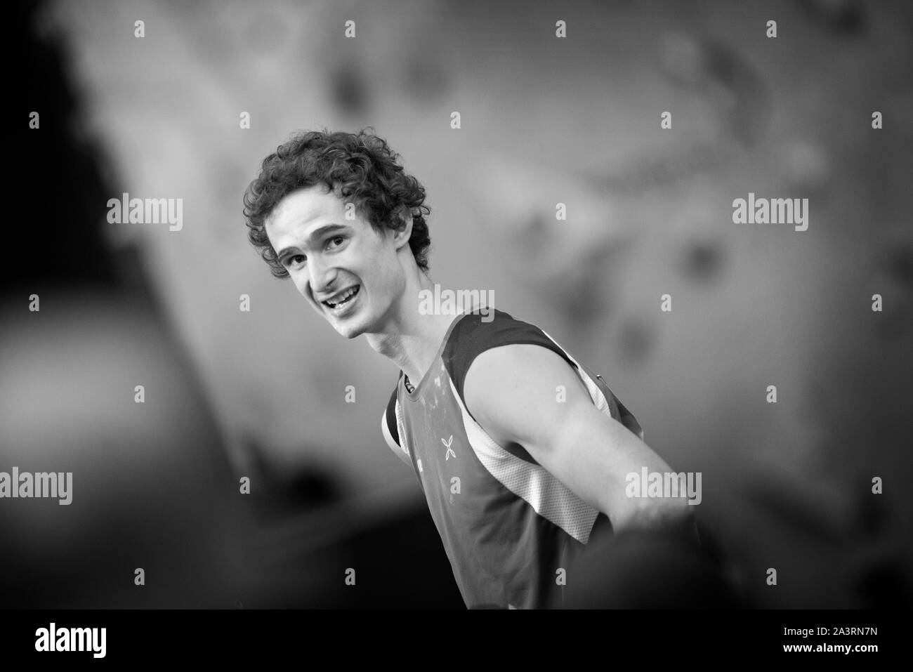 Adam Ondra de la République tchèque remporte le premier rôle pendant la finale hommes combiné à l'IFSC sur Championnats du monde d'escalade à la Edinburgh International Banque D'Images