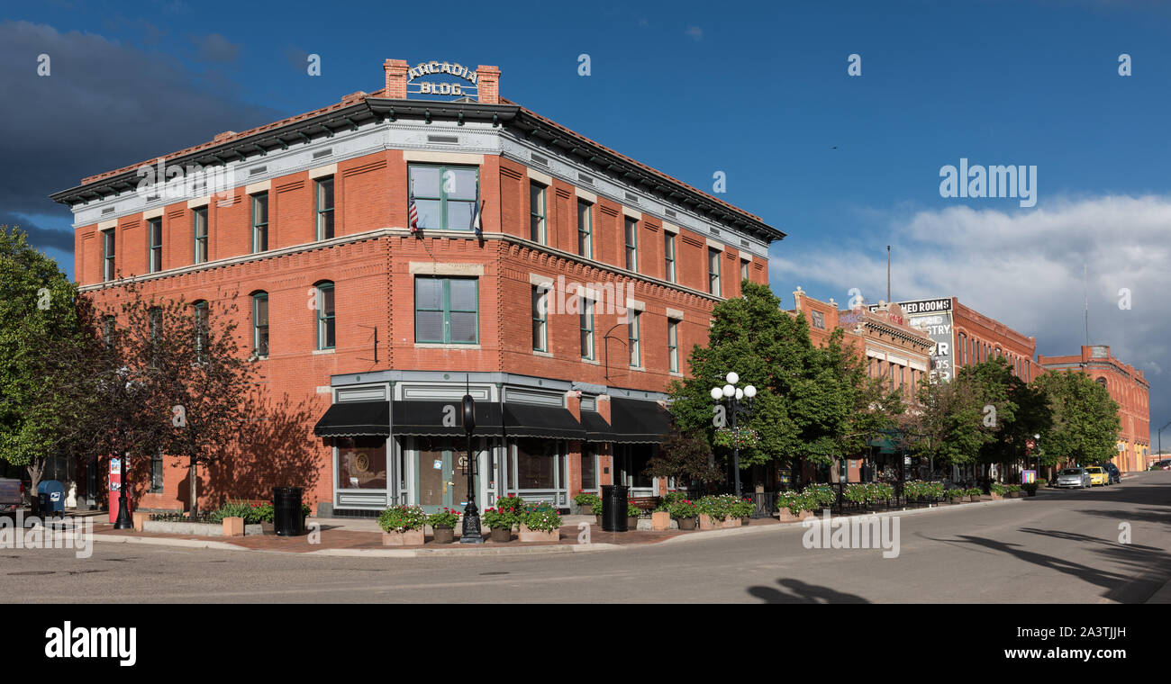 L'Arcadia 1901 bâtiment, construit comme un hôtel par les investisseurs italiens dans ce qu'on a appelé l'ensemble de l'Union européenne Bloc Nardini Depot à Pueblo, Colorado Banque D'Images