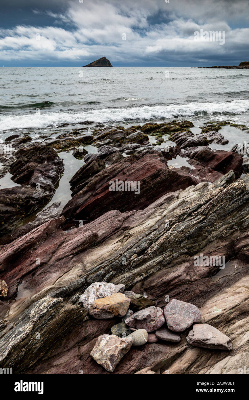 Wembury plage, près de Plymouth, Devon. La roche dans la distance est la grande pierre Mew. Cette partie de la côte est la propriété du National Trust. Banque D'Images