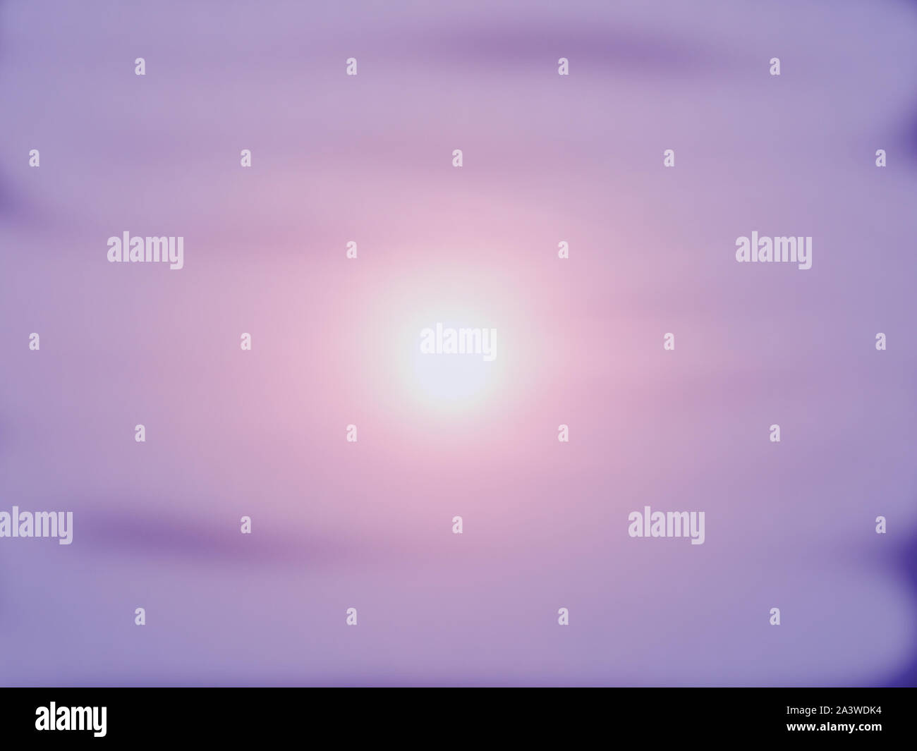 Coucher du soleil floues avec purple sky Banque D'Images
