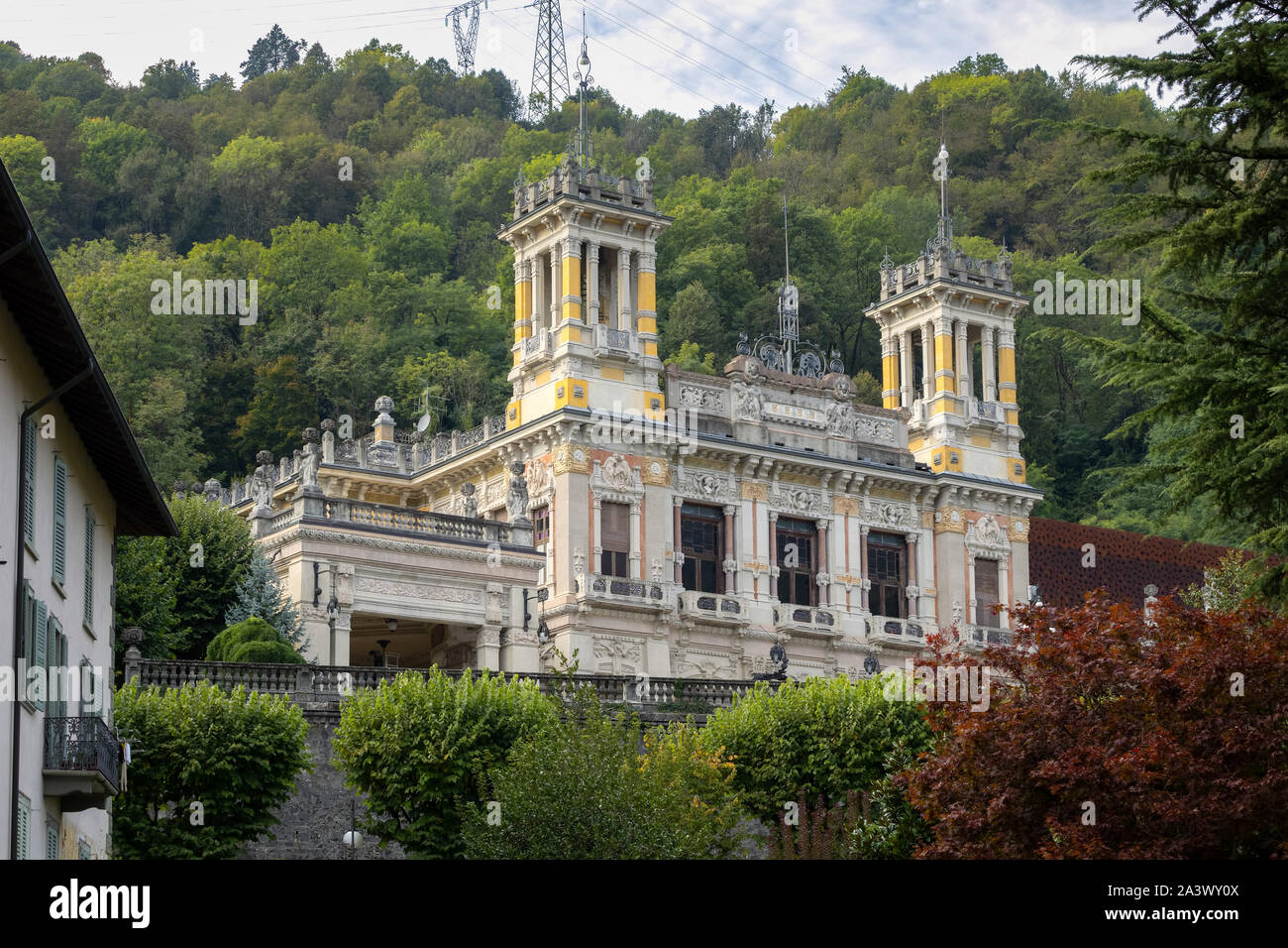 SAN PELLEGRINO, Lombardie / Italie - Octobre 5 : Vue sur le Casino de San Pellegrino Lombardie Italie le 5 octobre 2019 Banque D'Images