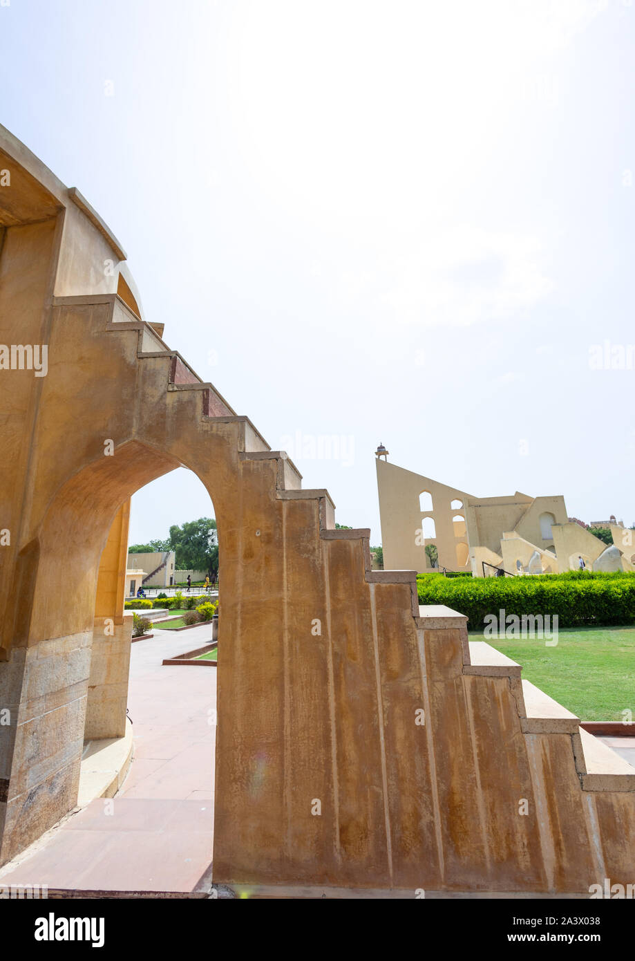 Le site d'observation astronomique Jantar Mantar, Rajasthan, Jaipur, Inde Banque D'Images