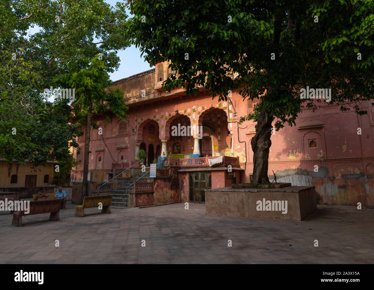 Entrée du temple indien, Rajasthan, Jaipur, Inde Banque D'Images