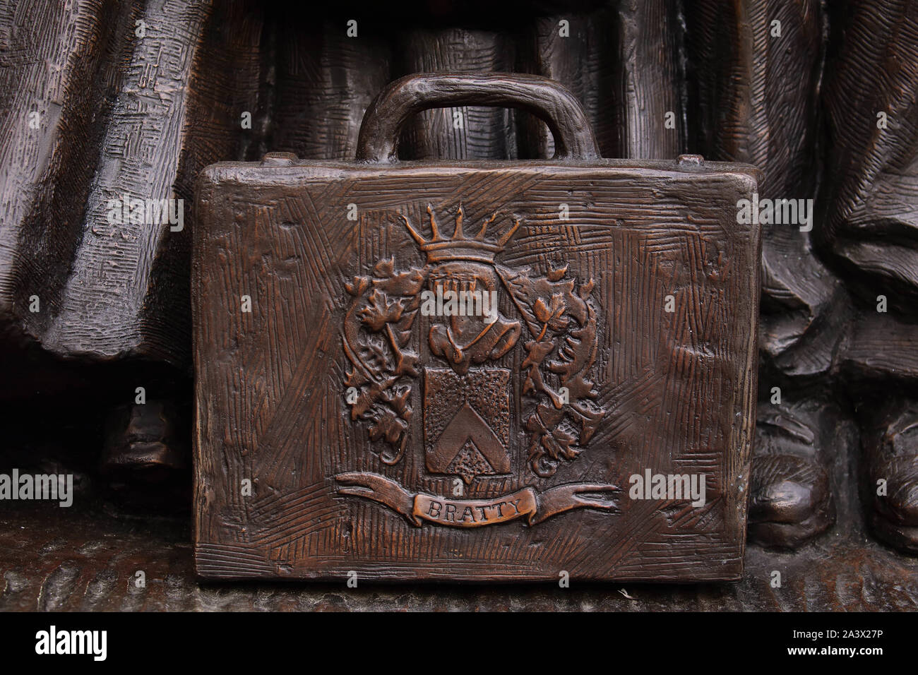 10 octobre 2019 - Cité du Vatican (Saint-Siège) - ''Angel'' ignorent par canadisn sculpteur TIMOTHY P. SCHMALTZ en mémoire des migrants dans la place Saint-Pierre au Vatican. Â©Evandro Inetti via Zuma sur le fil) (Crédit Image : © Evandro Inetti/Zuma sur le fil) Banque D'Images