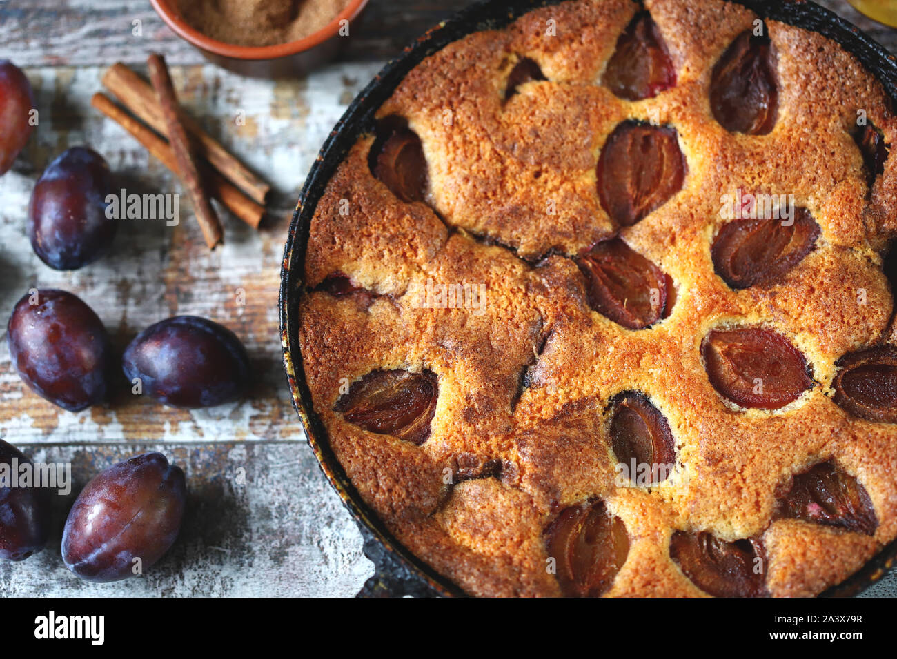Tarte Aux Prunes Maison Tarte Aux Prunes D Automne New York Times Recette Gateau Aux Prunes Photo Stock Alamy