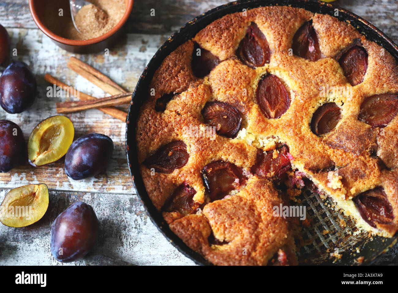 Tarte Aux Prunes Maison Tarte Aux Prunes D Automne New York Times Recette Gateau Aux Prunes Photo Stock Alamy