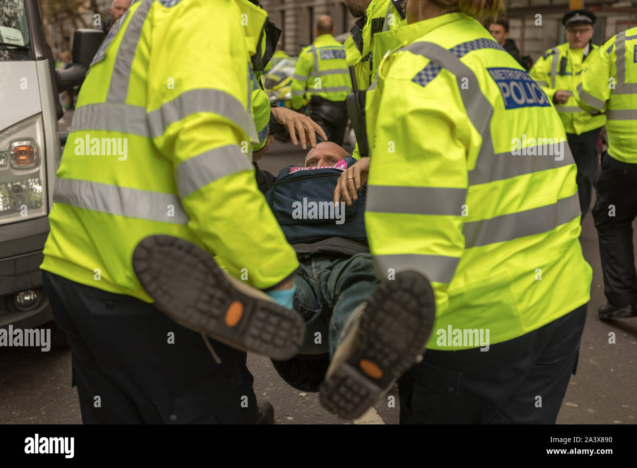 Trafalgar Square, Londres, Royaume-Uni. 10 Oct 2019. Scènes autour de Trafalgar Square que l'Extinction rébellion protester entre dans sa quatrième journée. Penelope Barritt/Alamy Live News Banque D'Images