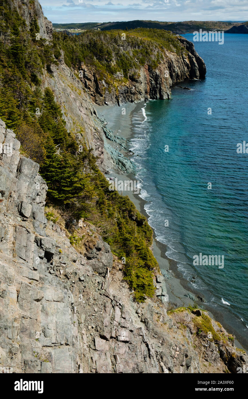 Vue de la plage de poche sur sentier Skerwink, East Trinité, Terre-Neuve, Canada Banque D'Images