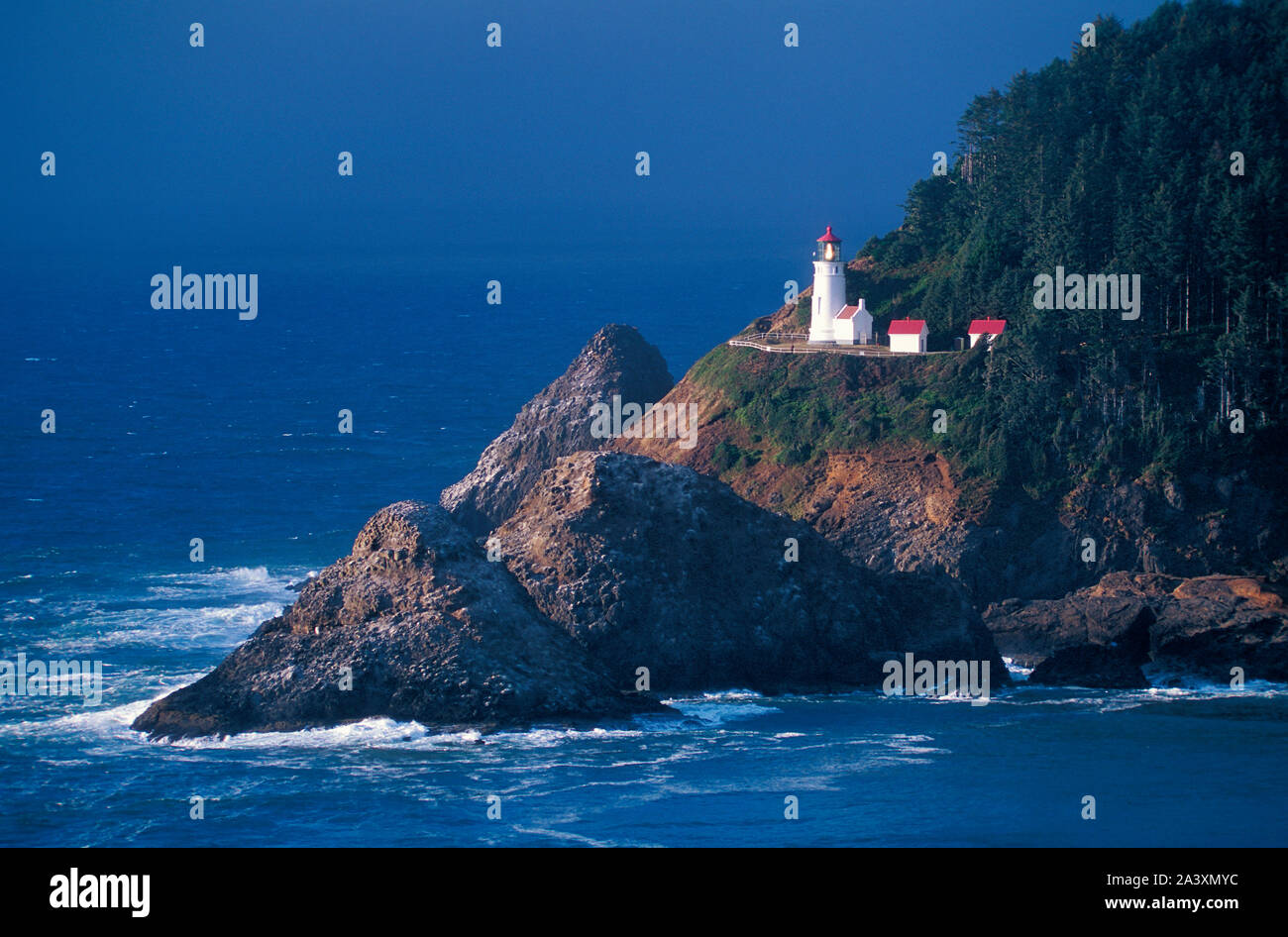 Tête Heceta Phare sur la côte de l'Oregon central. Banque D'Images