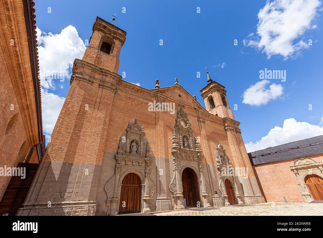 Monastère Royal Moderne de San Juan de la Peña, Santa Cruz de la Serós, province de Huesca, Espagne Banque D'Images