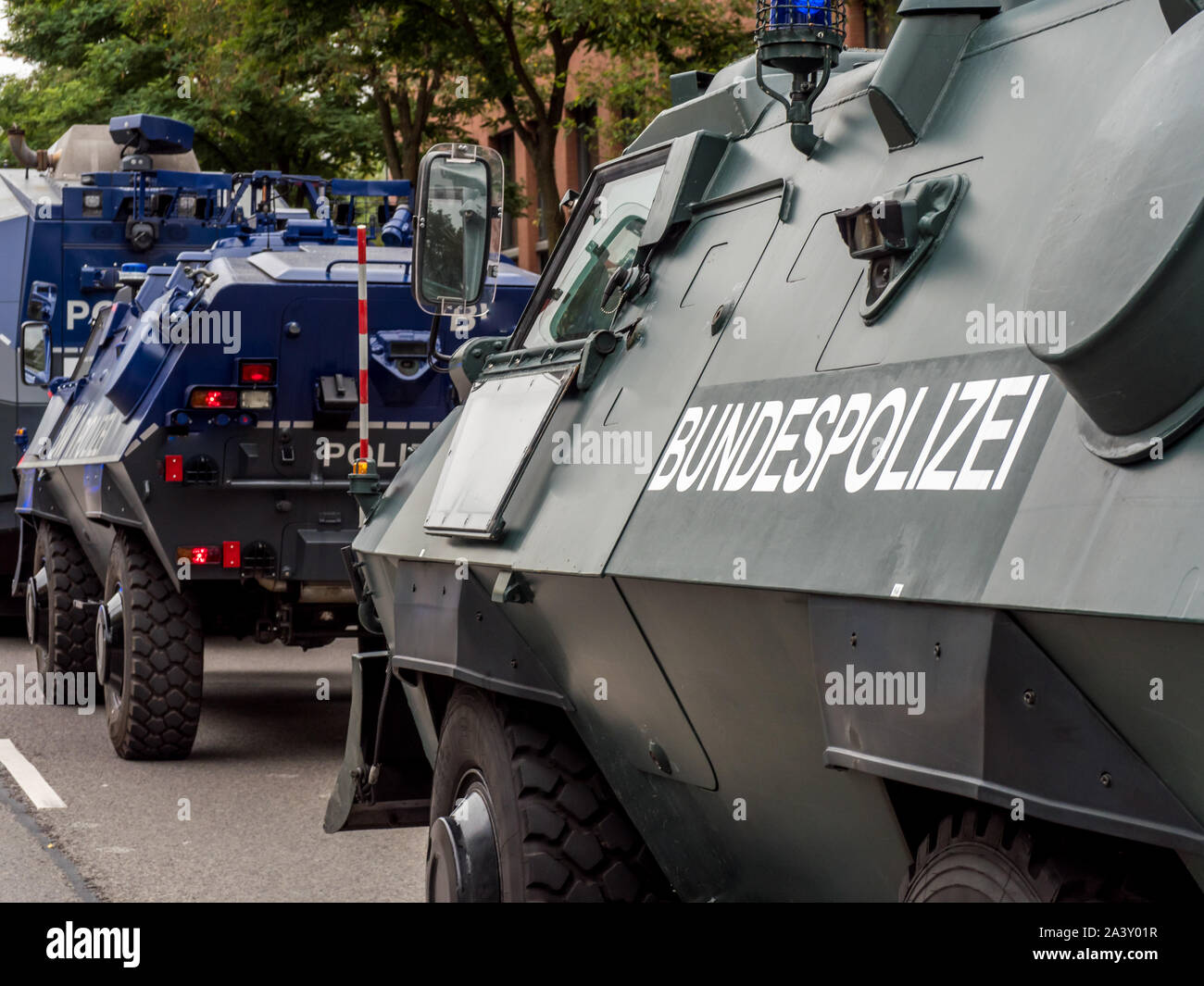 Les réservoirs de la police de l'Allemagne Banque D'Images