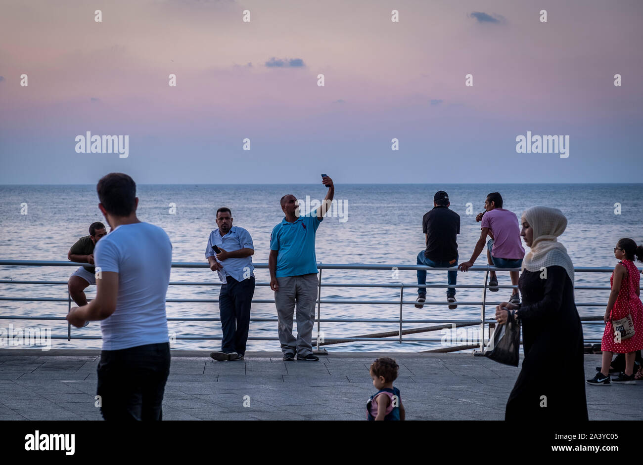 Corniche, selfies, Beyrouth, Liban Banque D'Images