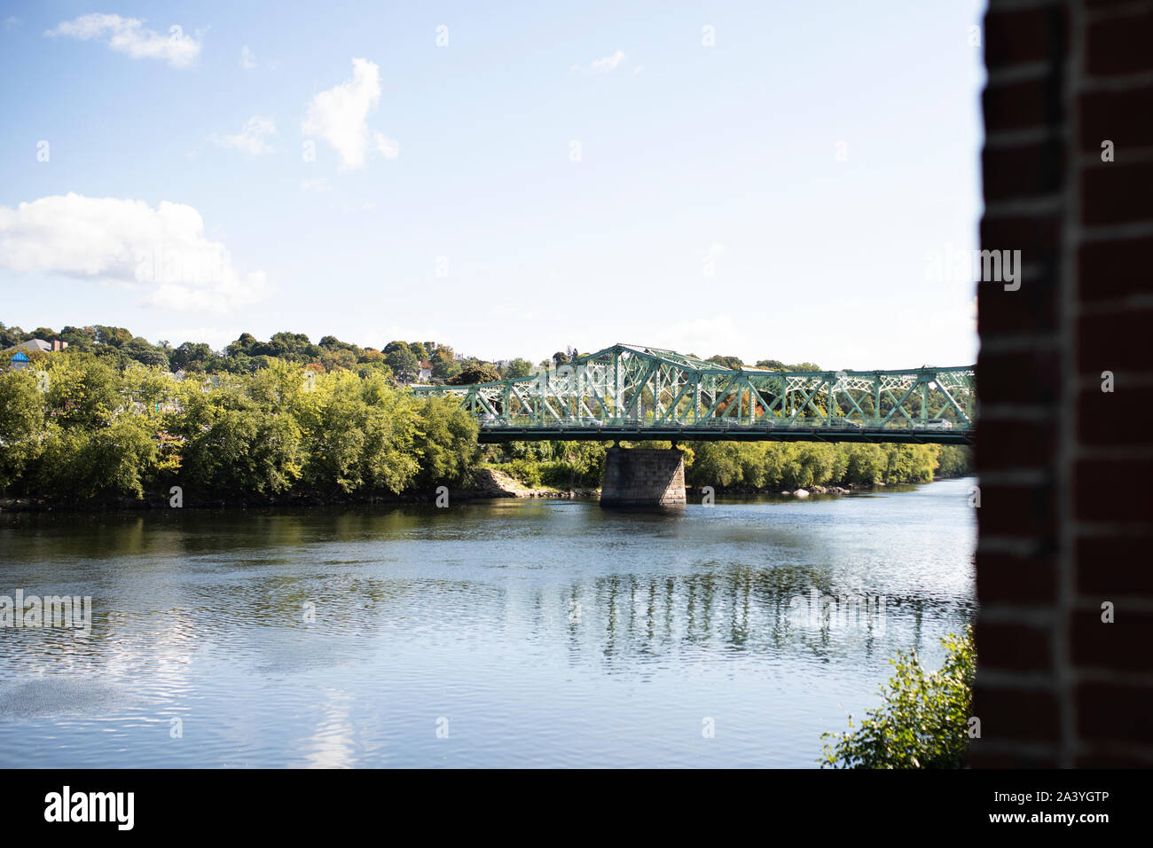 Pont traversant la rivière Merrimack à Bridge Street à Lowell, Massachusetts, États-Unis. Banque D'Images
