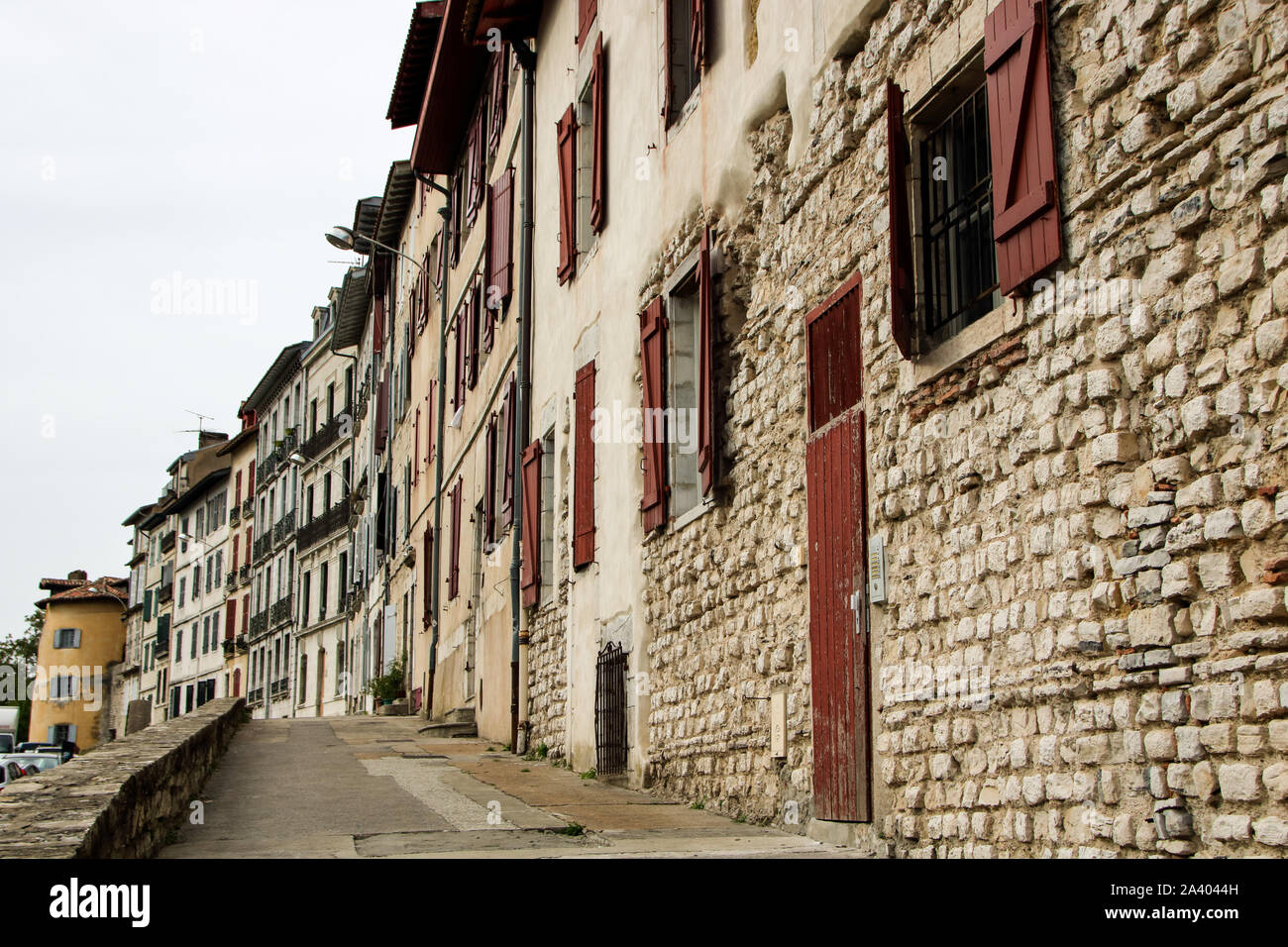 À Bayonne, FRANCE - LE 08/28/2017 - le centre hstorical de la ville basque de Bayone, en Aquitaine, France Banque D'Images