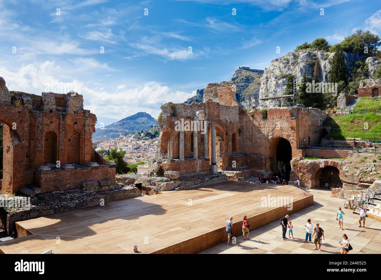 Le grec ancien/amphithéâtre romain de Taormina, Sicile, Italie Banque D'Images