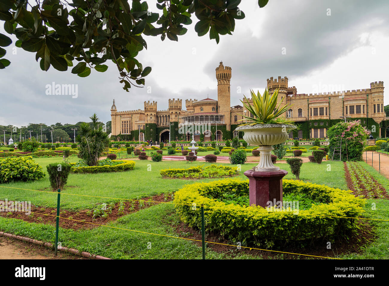 Bengaluru- Park-View à Bangalore Palace, Bangalore, Karnataka, Inde, 06.09.2019 Banque D'Images