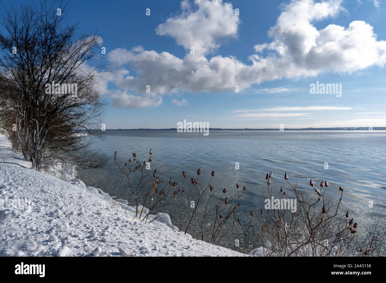 Lake Michgan bay en hiver de Minervois Banque D'Images