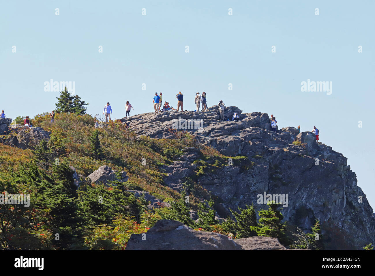 Les gens sur le dessus de la Grandfather Mountain, NC, USA Banque D'Images