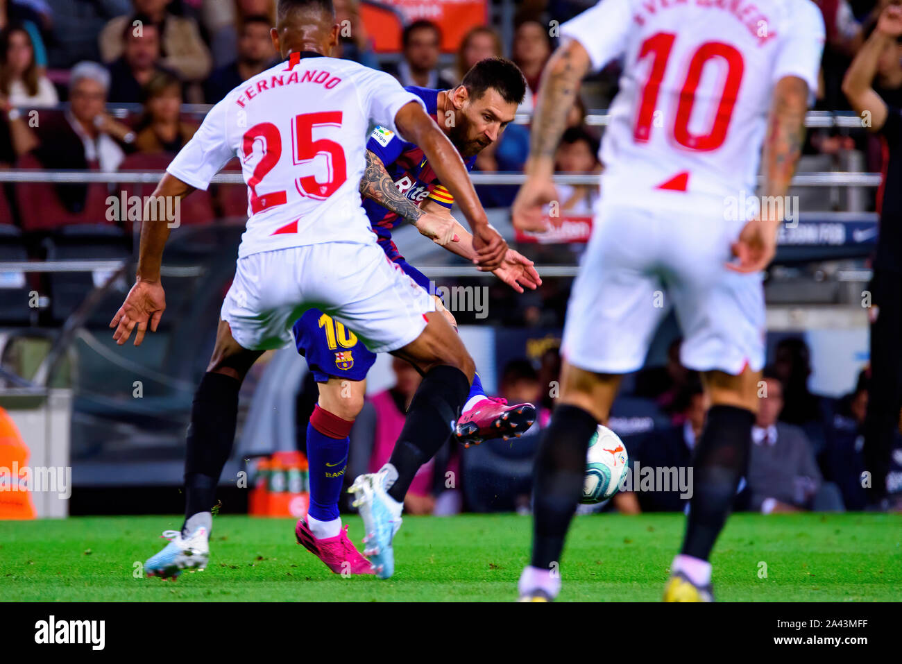 Barcelone - 6 OCT : Lionel Messi joue au match de la Liga entre le FC Barcelone et le FC Séville au Camp Nou le 6 octobre 2019 à Barcelone Banque D'Images