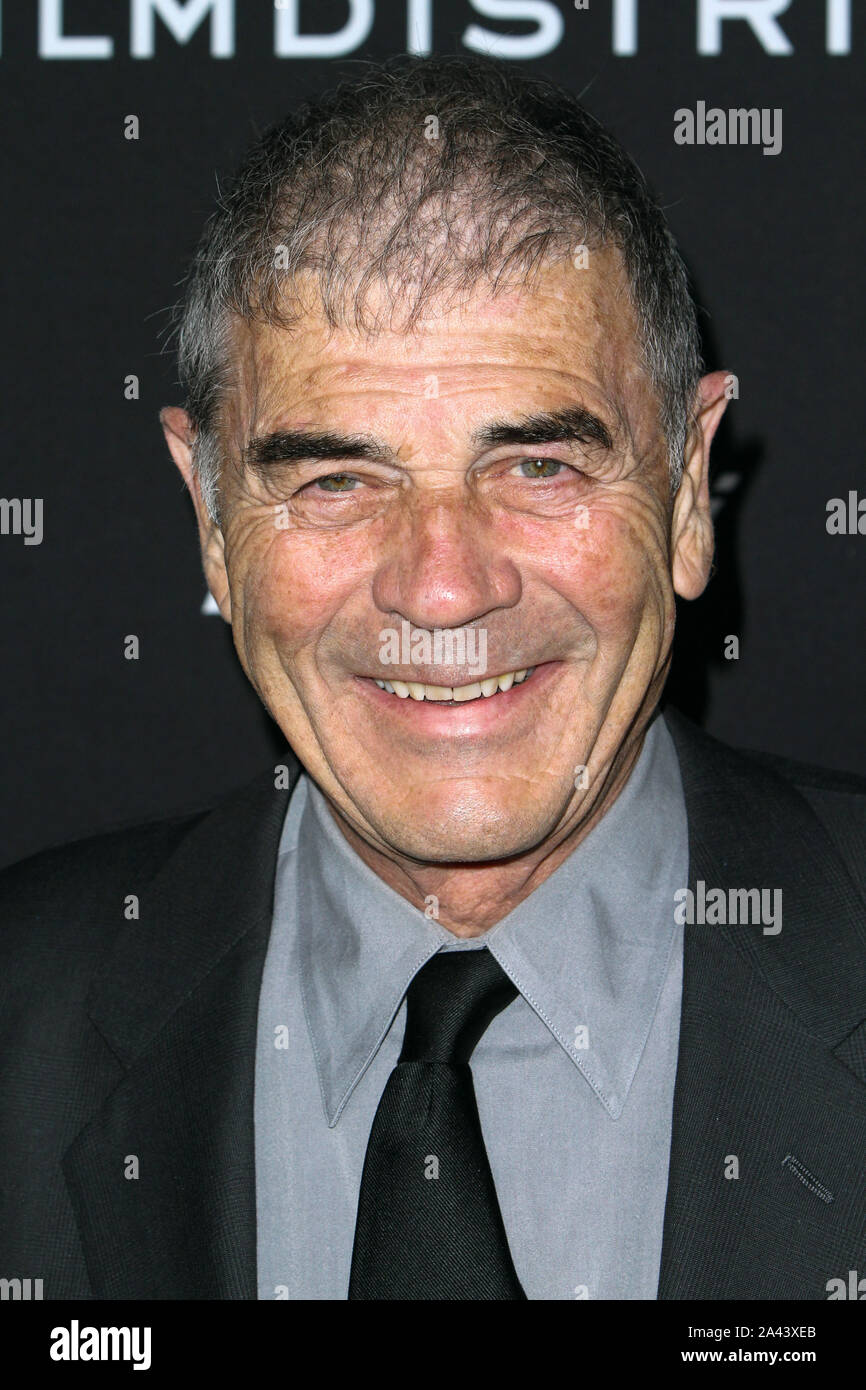 ***PHOTO*** acteur Robert Forster est décédé à l'âge de 78 ans. LOS ANGELES, CA - le 18 mars : Robert Forster à l'Olympus est tombé à l'avant-première du film de cinéma ArcLight à Los Angeles, Californie. Le 18 mars 2013. Credit : MediaPunch Inc. Banque D'Images