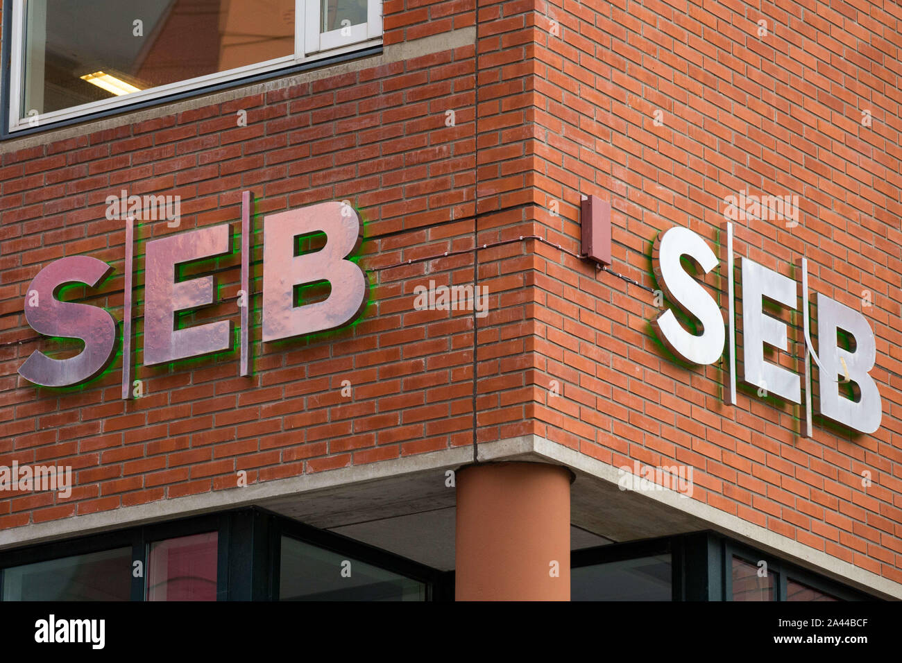 Göteborg, Suède. Oct 7, 2019. Groupe financier suédois pour les sociétés, institutions et personnes privées avec siège à Stockholm, Skandinaviska Enskilda Banken AB (SEB) logo vu de Lindholmen Science Park, Göteborg. Credit : Karol Serewis SOPA/Images/ZUMA/Alamy Fil Live News Banque D'Images