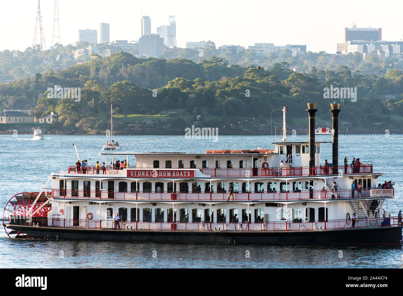 Sydney, Australie - 2016, Mar 26 : Sydney showboats croisière sur Darling Harbour. C'est l'un des plus célèbres croisières à Darling Harbour Banque D'Images