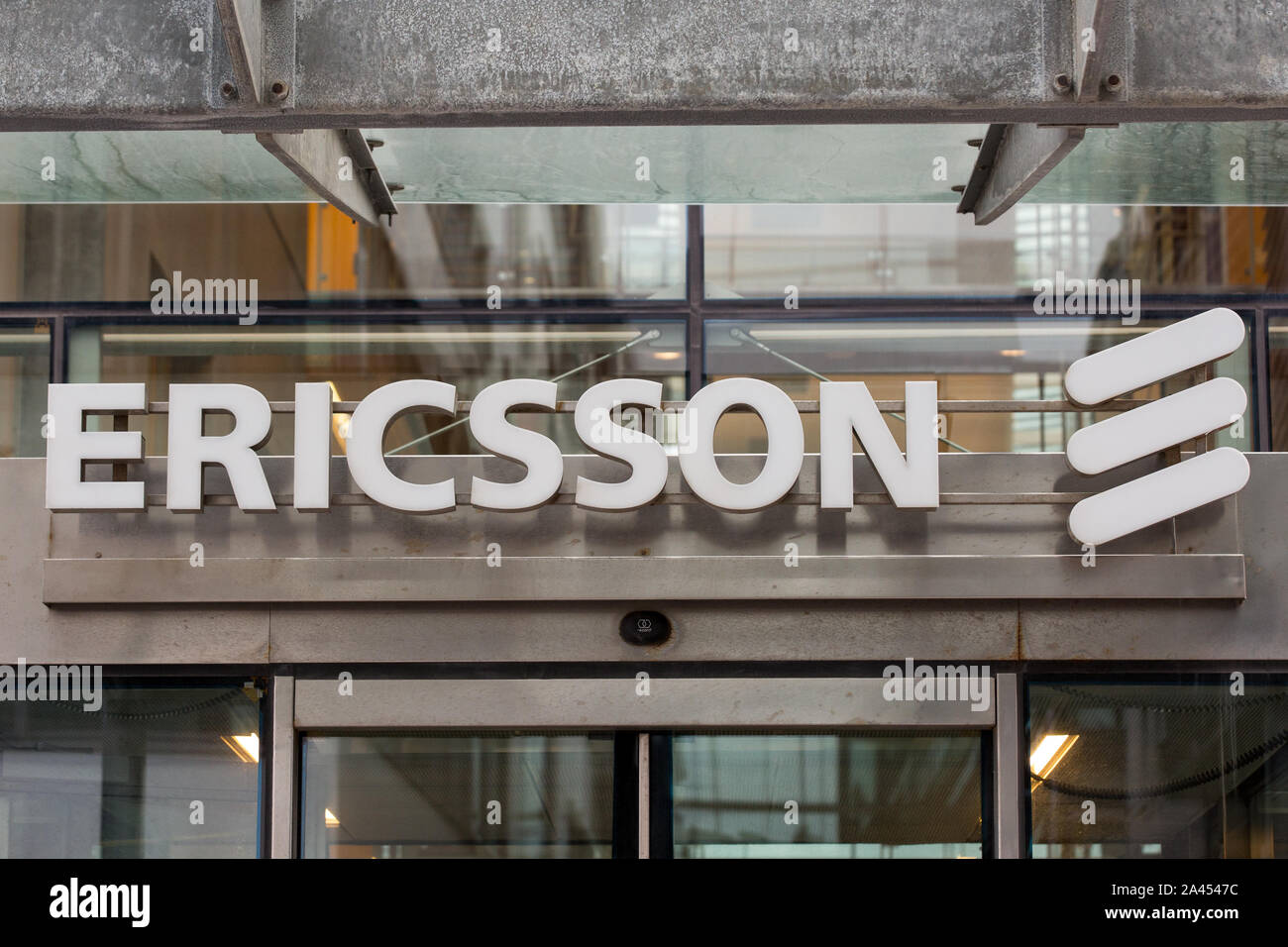 Multinationale suédoise la mise en réseau et l'entreprise de télécommunications basé à Stockholm Ericsson logo vu de Lindholmen Science Park, Göteborg. Banque D'Images