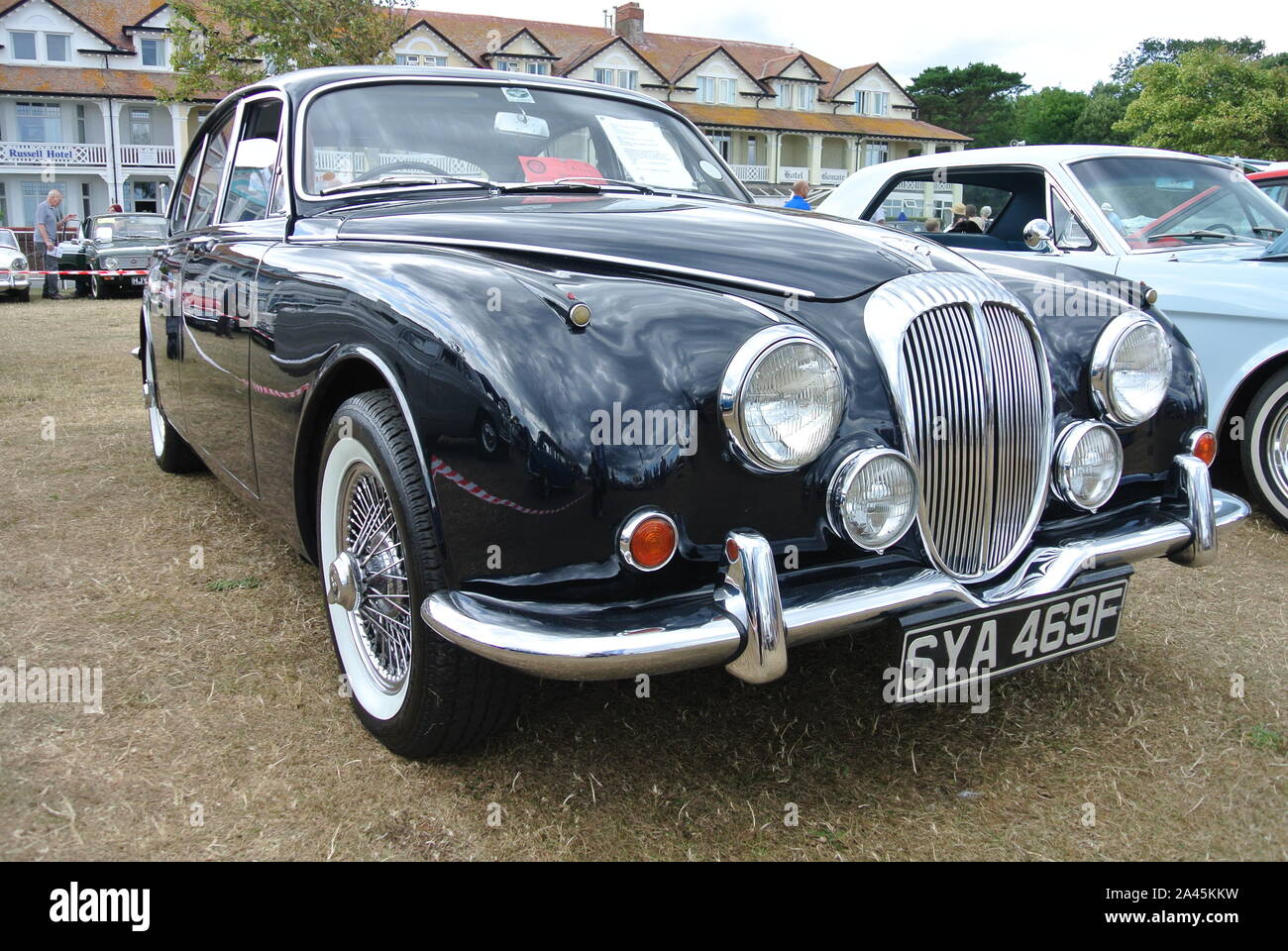 Daimler MkII 1968 UN V8 2,5 litres sans rouler à l'English Riviera Classic Car Show, Paignton, Devon, Angleterre, Royaume-Uni. Banque D'Images