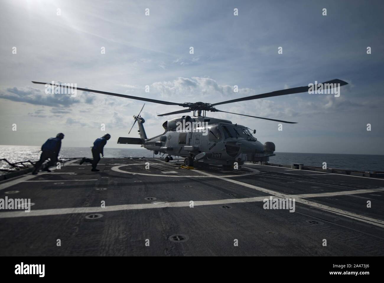 Les opérations de vol à bord de l'USS San Jacinto Banque D'Images