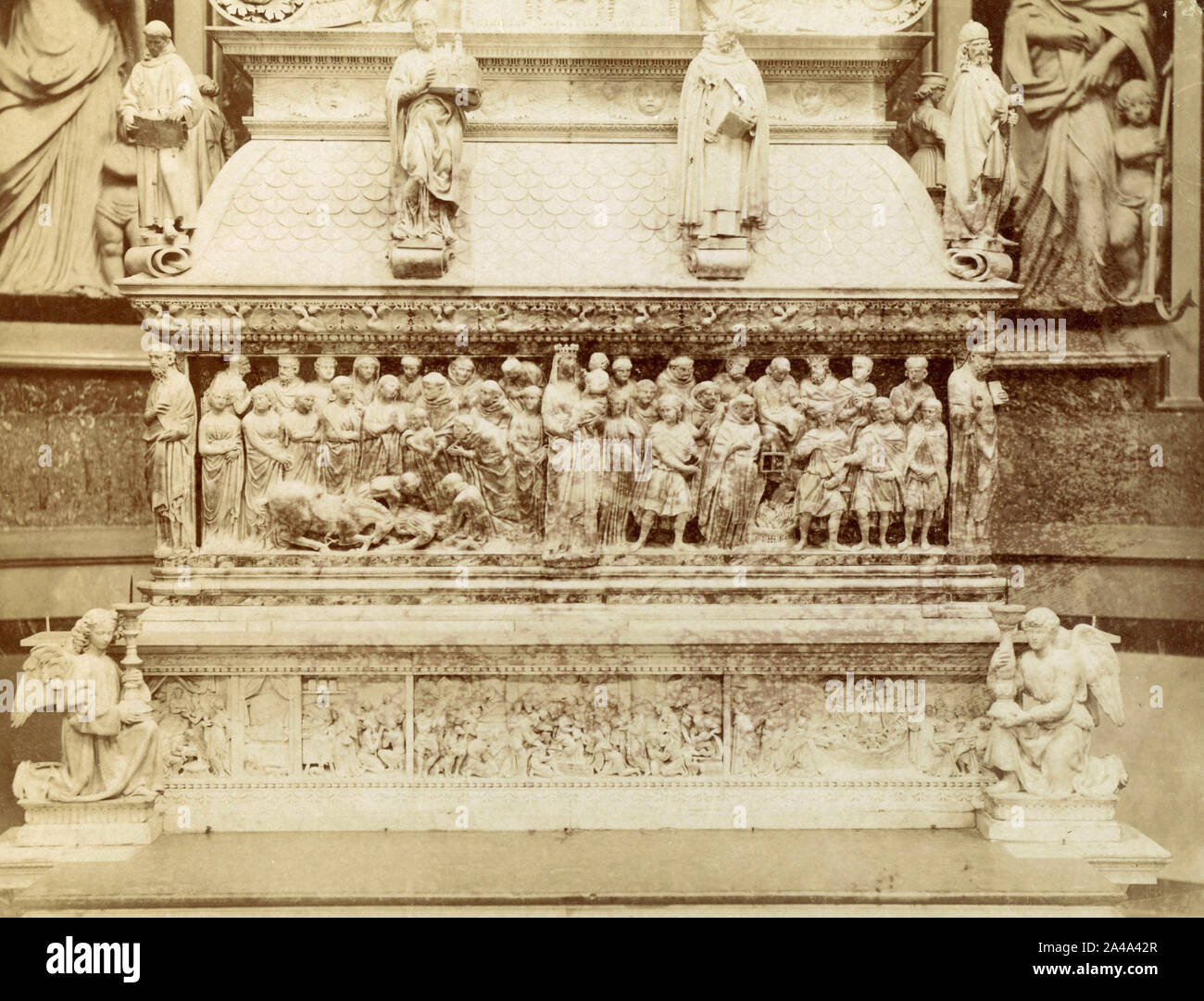 Détail de l'arche ou le tombeau de saint Dominique à l'église Saint Domenico, Bologne, Italie 1870 Banque D'Images
