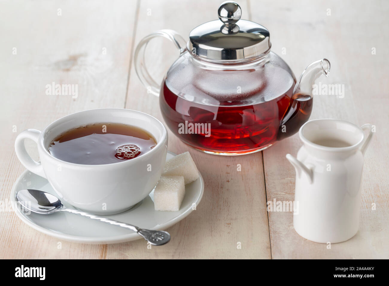 Photo gratuite de bouilloire, tasse, tasse de café, théière, verre