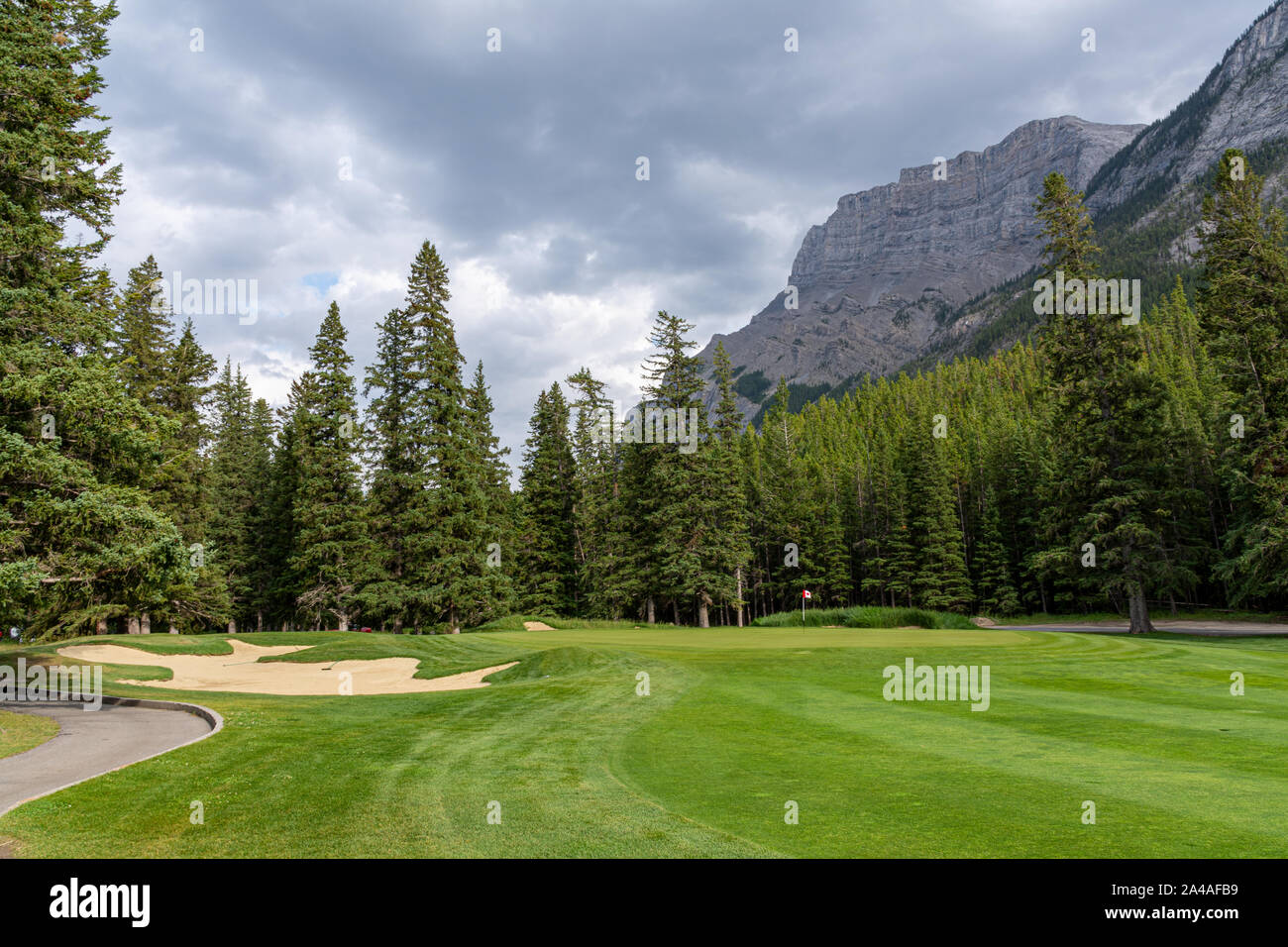 18e trou à Banff Springs Golf Course, Banff, Canada Banque D'Images