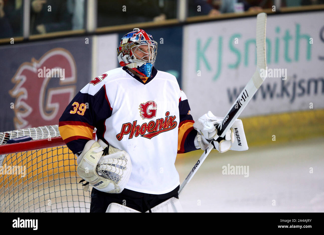 Le gardien Petr Cech Phoenix Guildford au cours de l'audition due au bruit2 match à Guildford Spectrum complexe de loisirs, Guildford. Banque D'Images