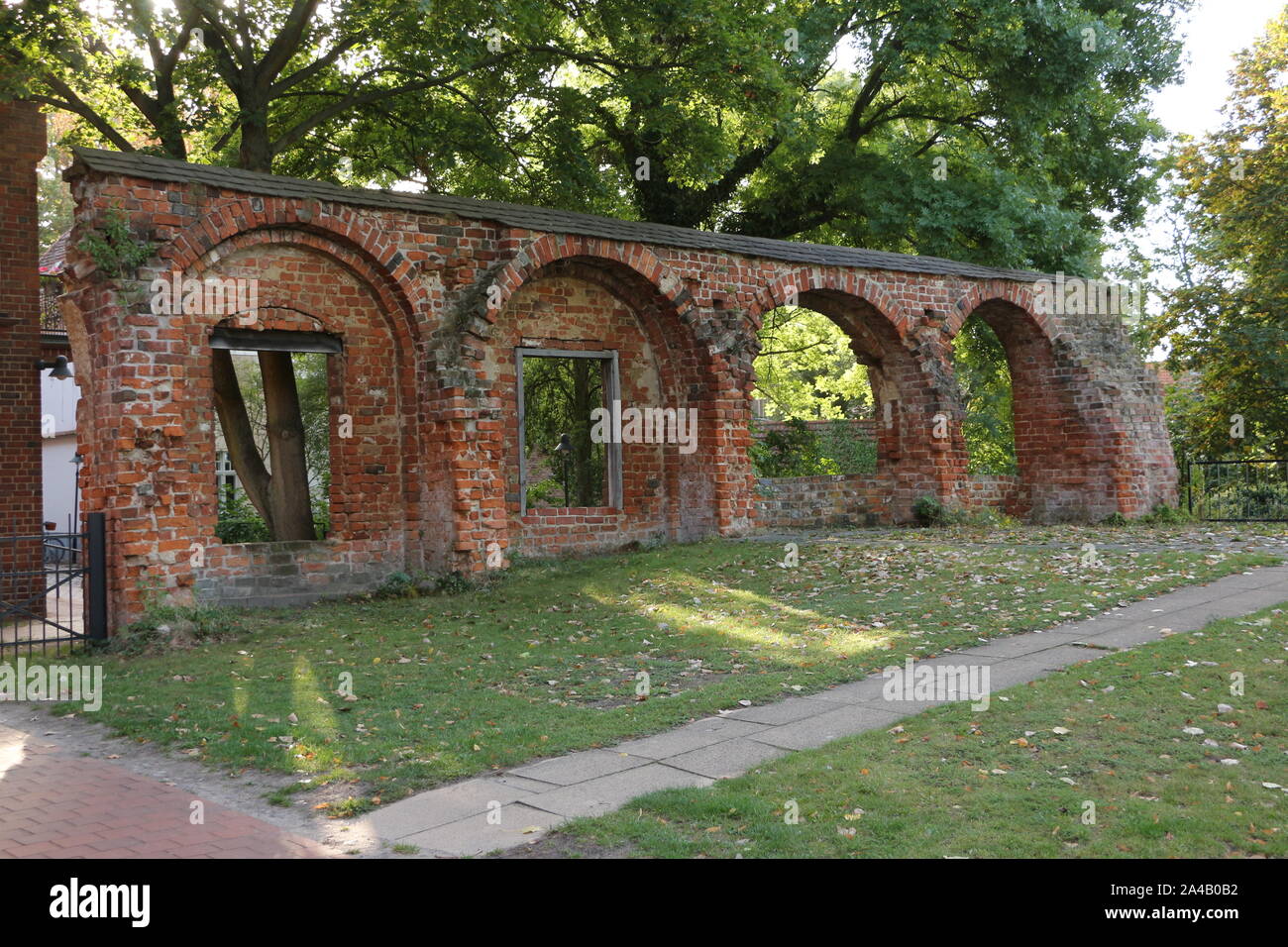 Blick auf die von Klostermauer Kloster Lehnin im Bundesland Brandenburg dans Ostdeutschland Banque D'Images