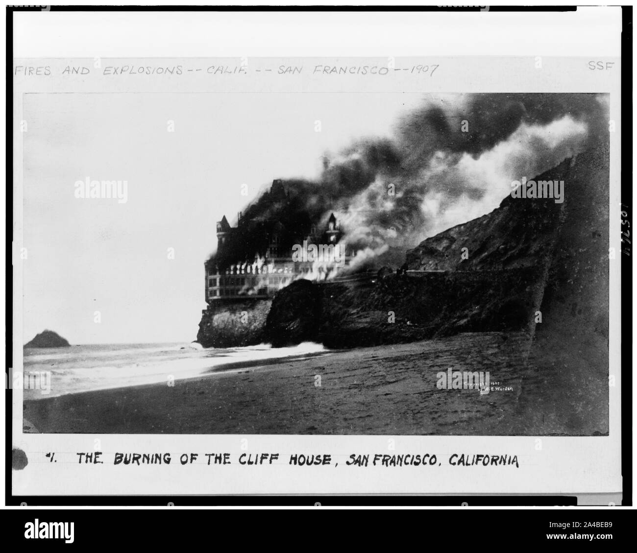 L'incendie du Cliff House, San Francisco, Californie Banque D'Images
