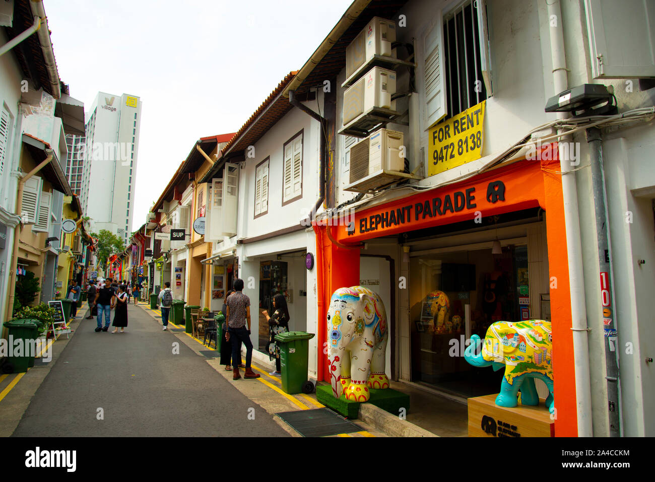 La ville de Singapour, Singapour - 12 Avril 2019 : l'Haji Lane touristique populaire pour ses cafés et boutiques Banque D'Images