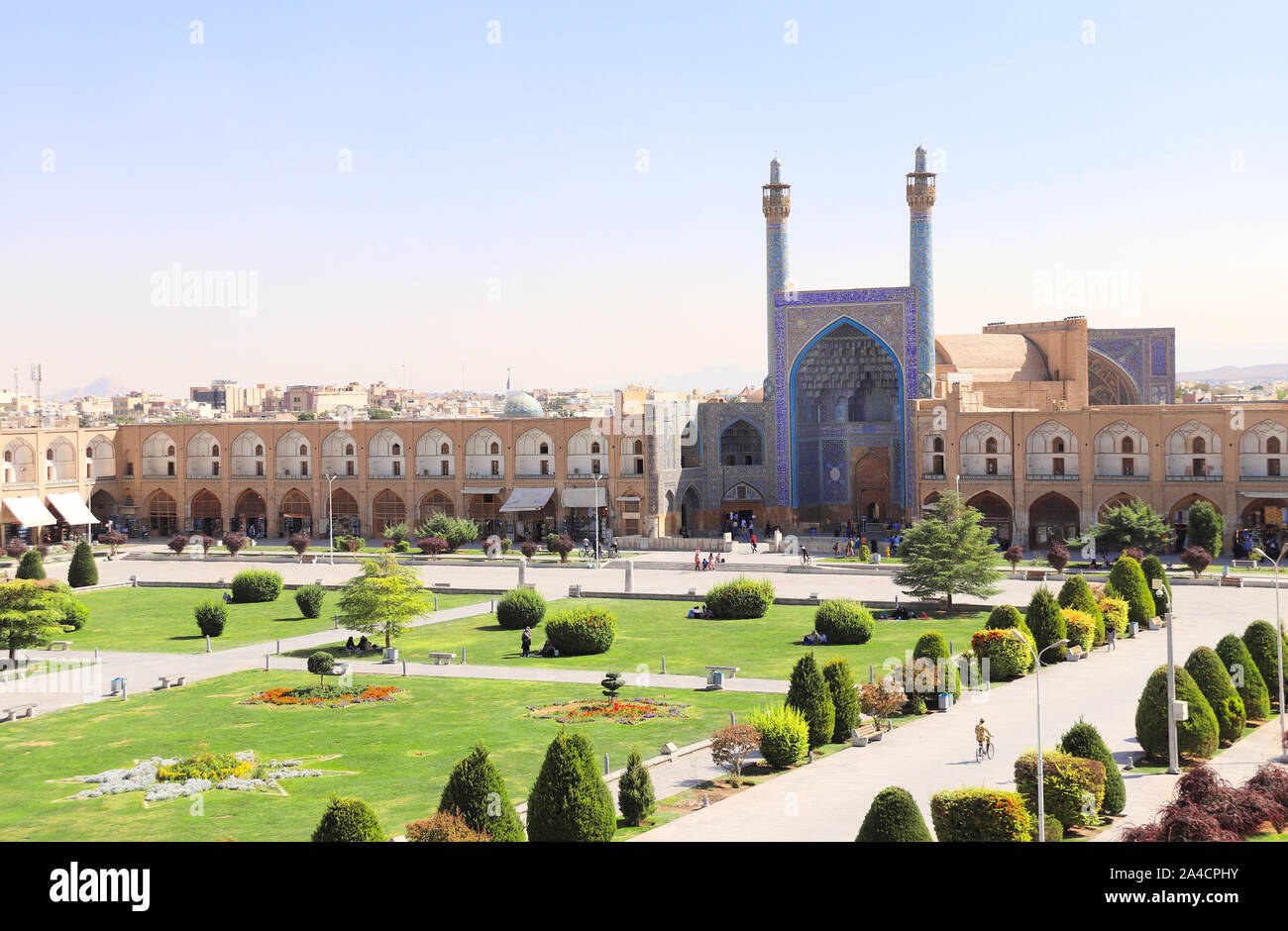 La mosquée d'Imam et de Naqsh-e Jahan Shah (Square Square, Place Imam), deuxième plus grande place du monde, Isfahan, Iran. Vue du palais Ali Qapu. W de l'UNESCO Banque D'Images