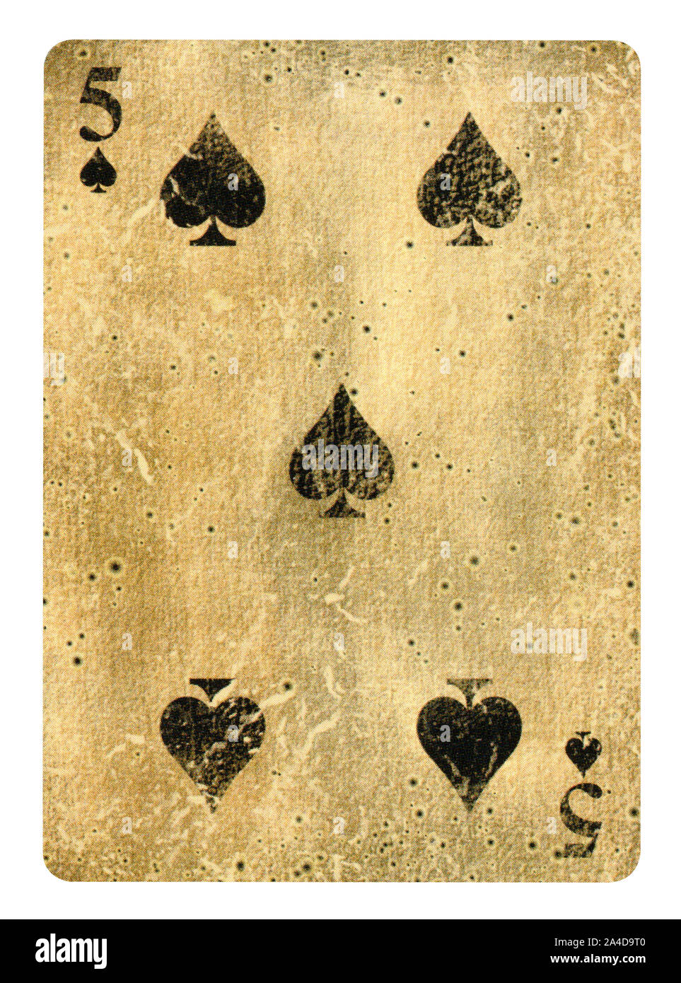 Cinq de pique jeu de carte - isolated on white Banque D'Images