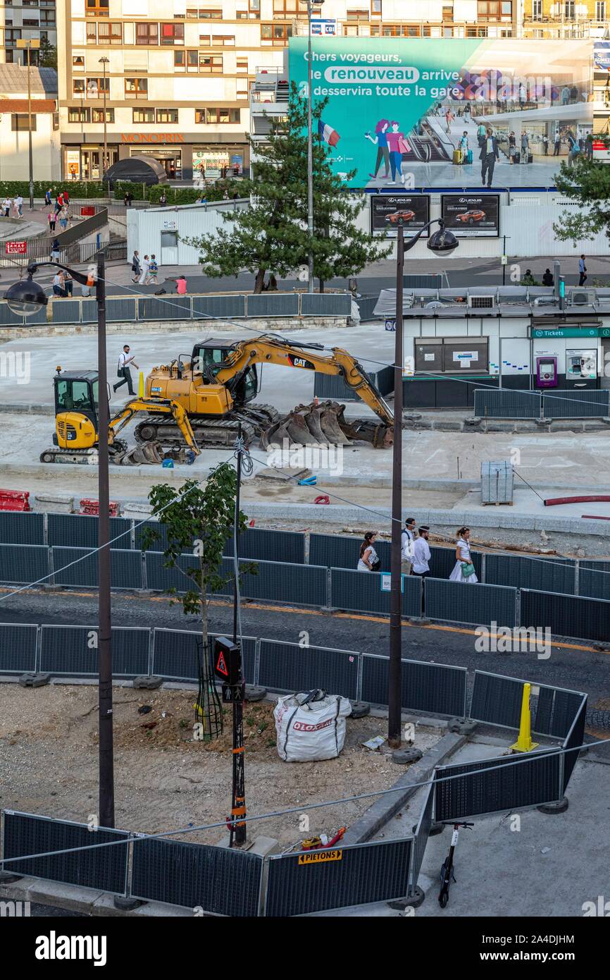 Les GRANDS CHANTIERS DE CONSTRUCTION DANS LE QUARTIER DE LA TOUR MONTPARNASSE, 15ème arrondissement, PARIS, FRANCE Banque D'Images