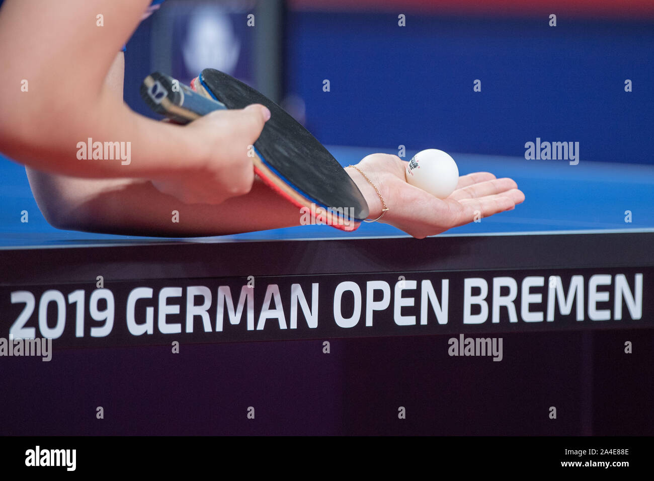 Bremen, Allemagne. 10 Oct, 2019. Avec Logo 2019 spécification Open Allemand Bremen, fonction, général, motif aléatoire, des femmes ronde de 32, Tennis de Table, German Open 2019, à Brême le 10.10.2019. Utilisation dans le monde entier | Credit : dpa/Alamy Live News Banque D'Images