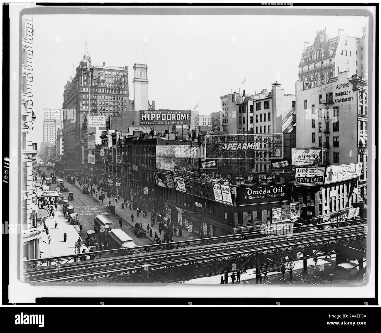 Trente-quatrième fleuve & Sixième Ave. N.E. corner Banque D'Images