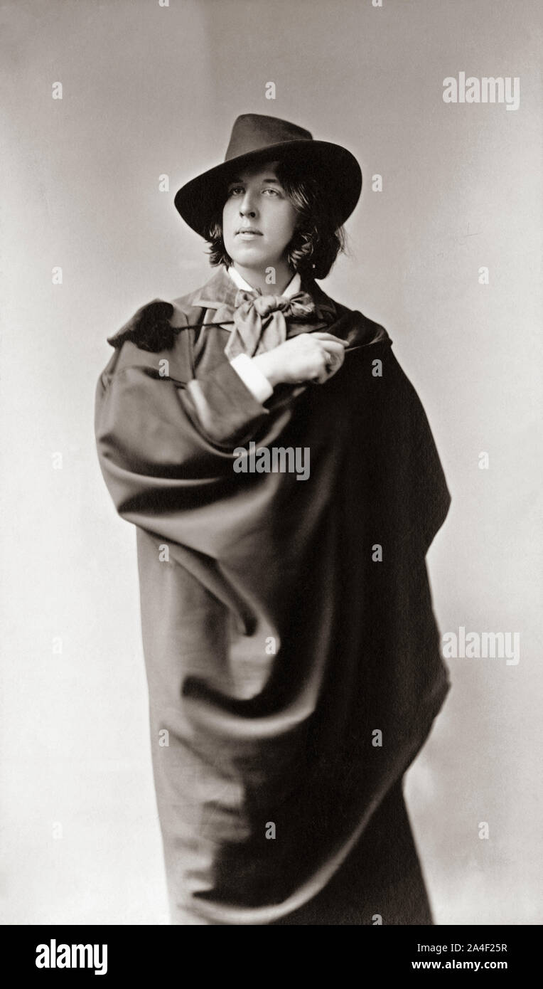 Oscar Wilde, 1854 - 1900. Le poète et dramaturge irlandais. Après une photogaph faite au début des années 1880 par le photographe américain Napoléon Sarony. Banque D'Images